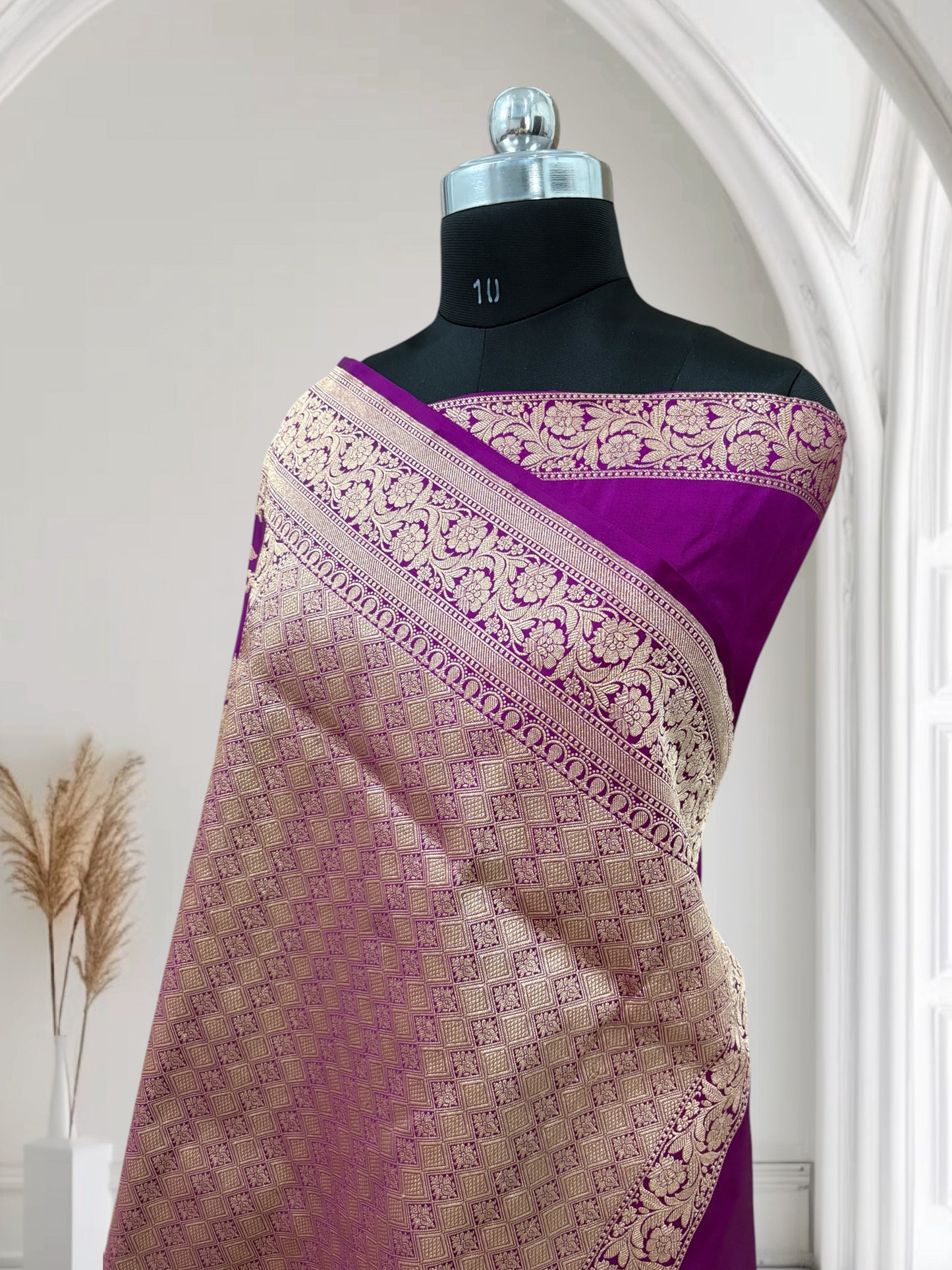 Wine Pure Kataan Silk Banarasi Saree with Simple Floral Jaal