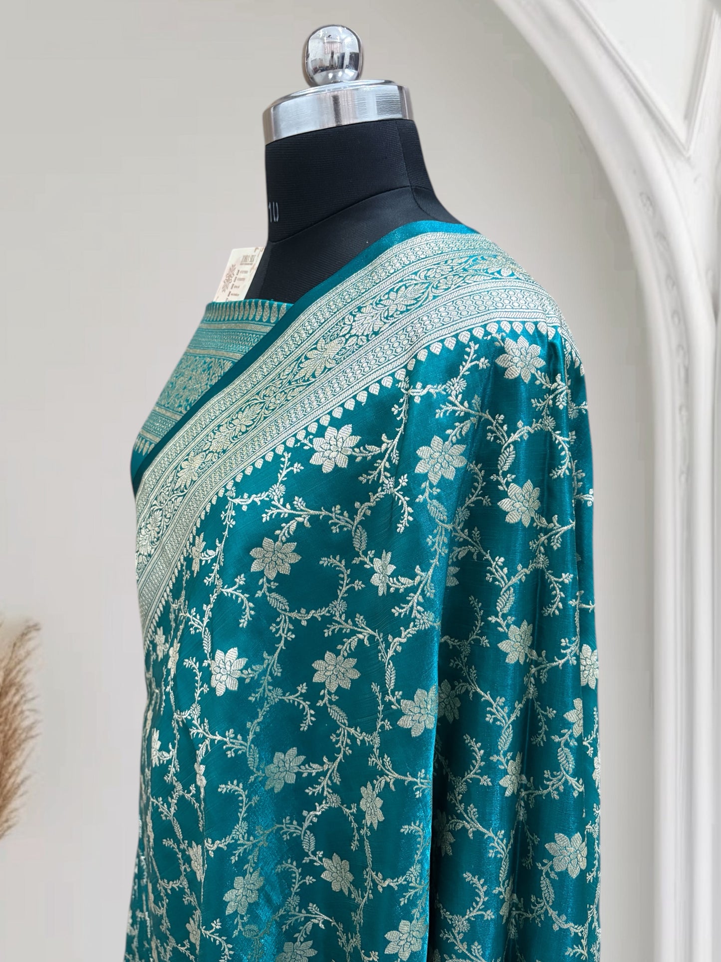 Rama Green Jaal Pattern Satin Silk Saree