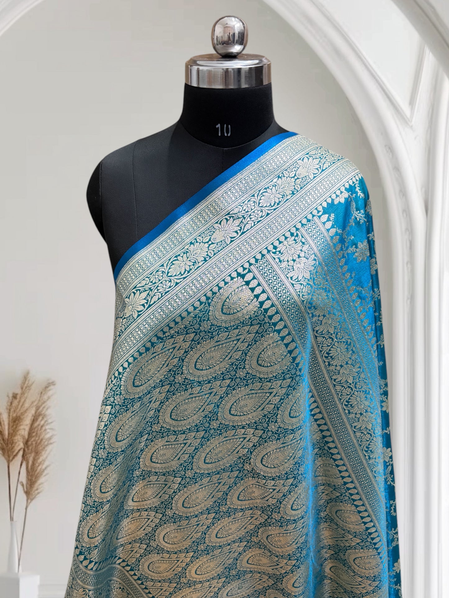Rama Green Jaal Pattern Satin Silk Saree