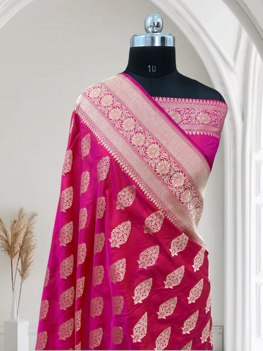 Rani With Red Shaded Dual-Tone Effect Pure Kataan Silk Banarasi Saree