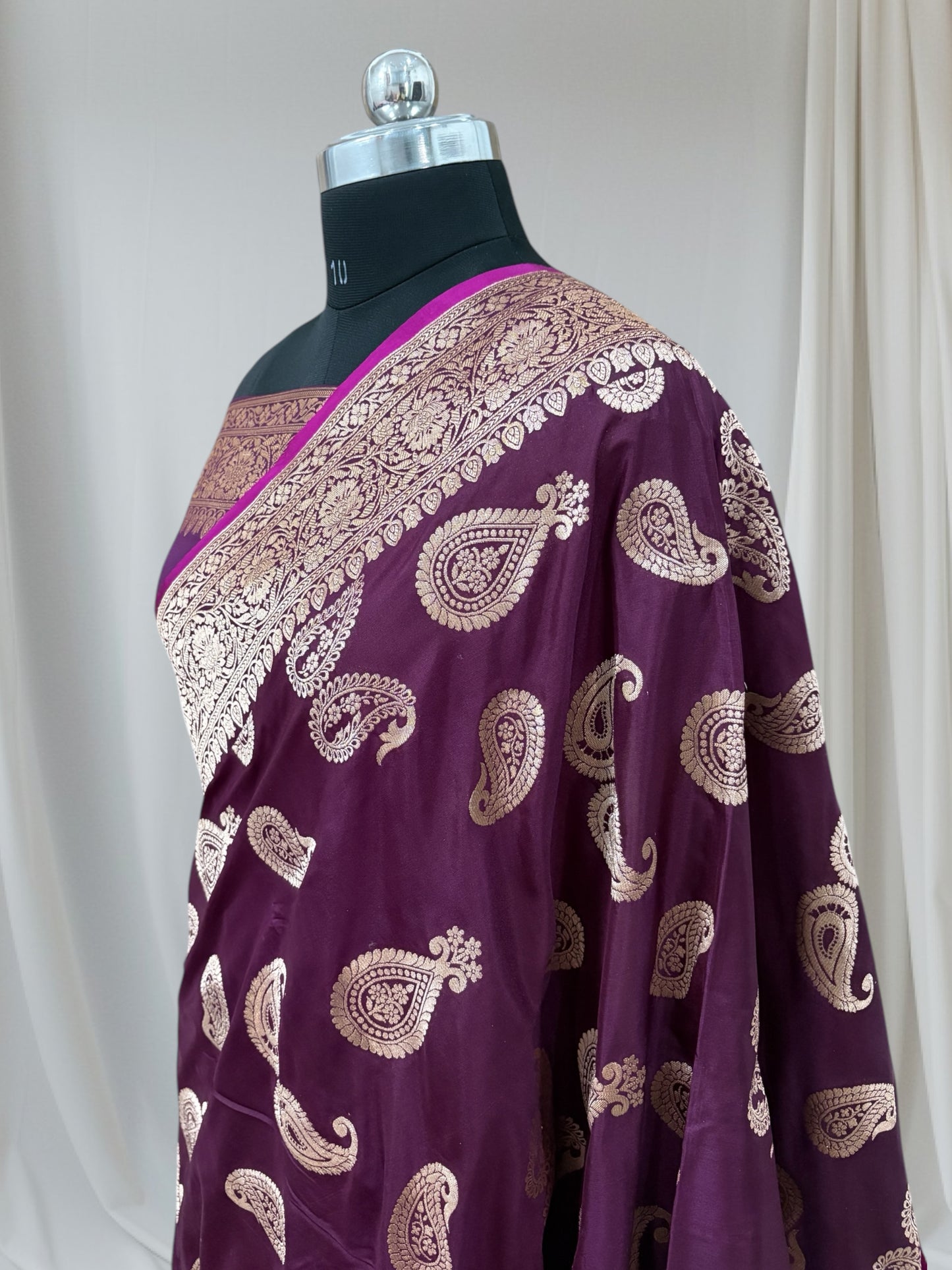 Garnet Kairi Buti Pure Kataan Silk Banarasi Saree